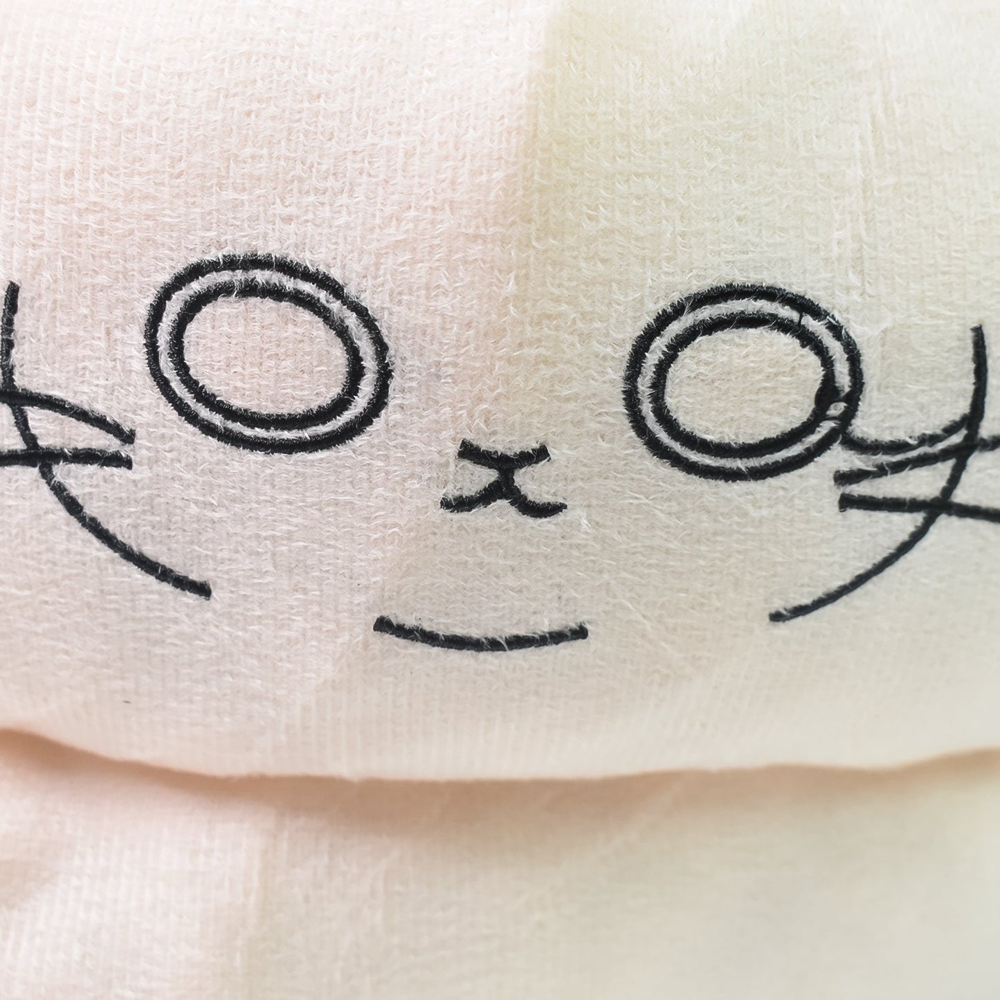 Cute Cat / Dog Sleeping Bed, Pet Supplies | Dog Supplies | Beds (1 Set)