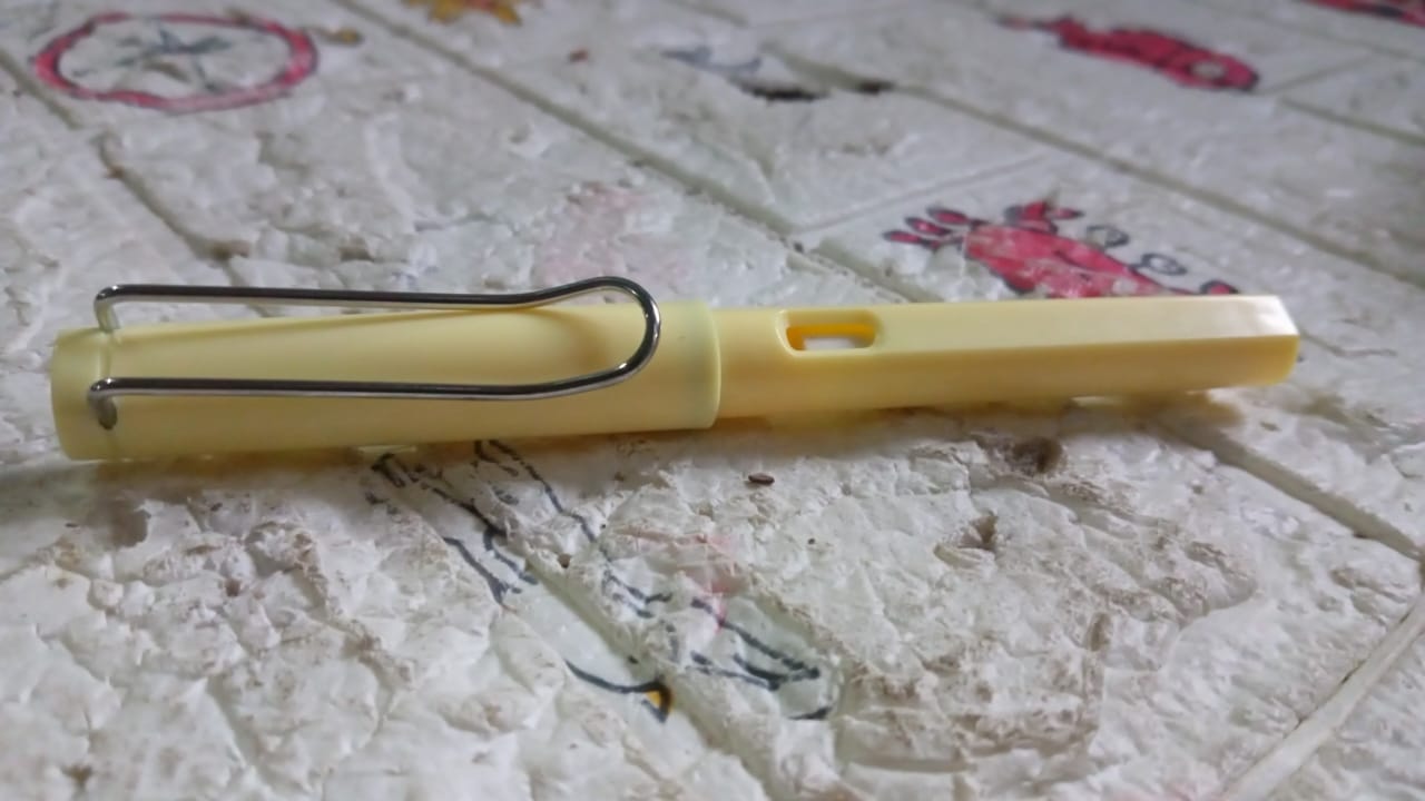 2-in-1 Everlasting Magic Pencil with Replaceable Eraser – Inkless, Reusable, Portable