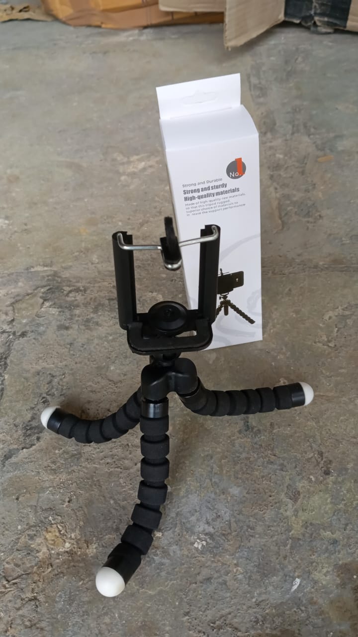 Portable Mini Octopus Tripod with Phone Holder for Selfies