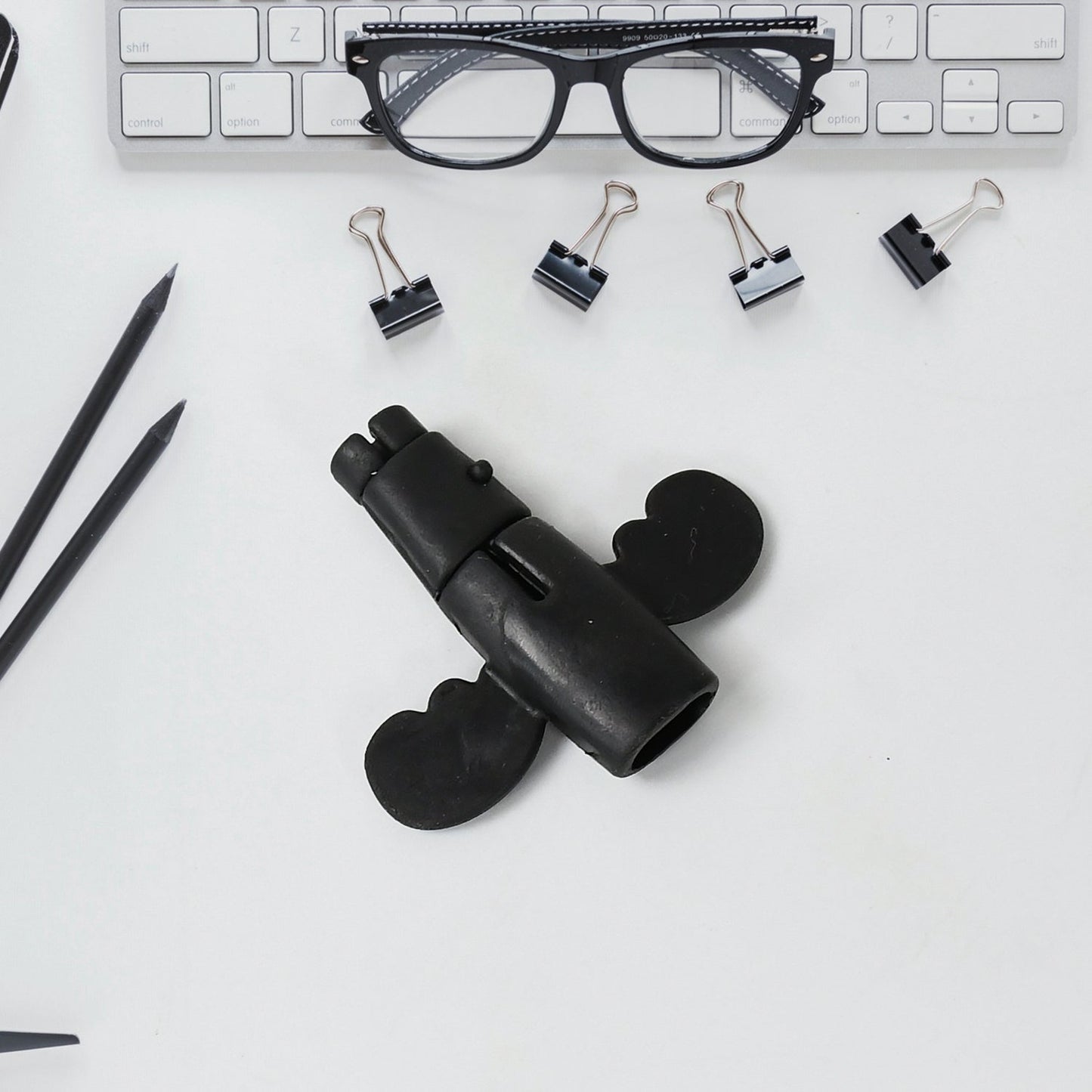 Silicone Data Cable Protector Ã¢â‚¬â€œ Angel 2-in-1 Cord Saver & Storage Tool-5 pcs