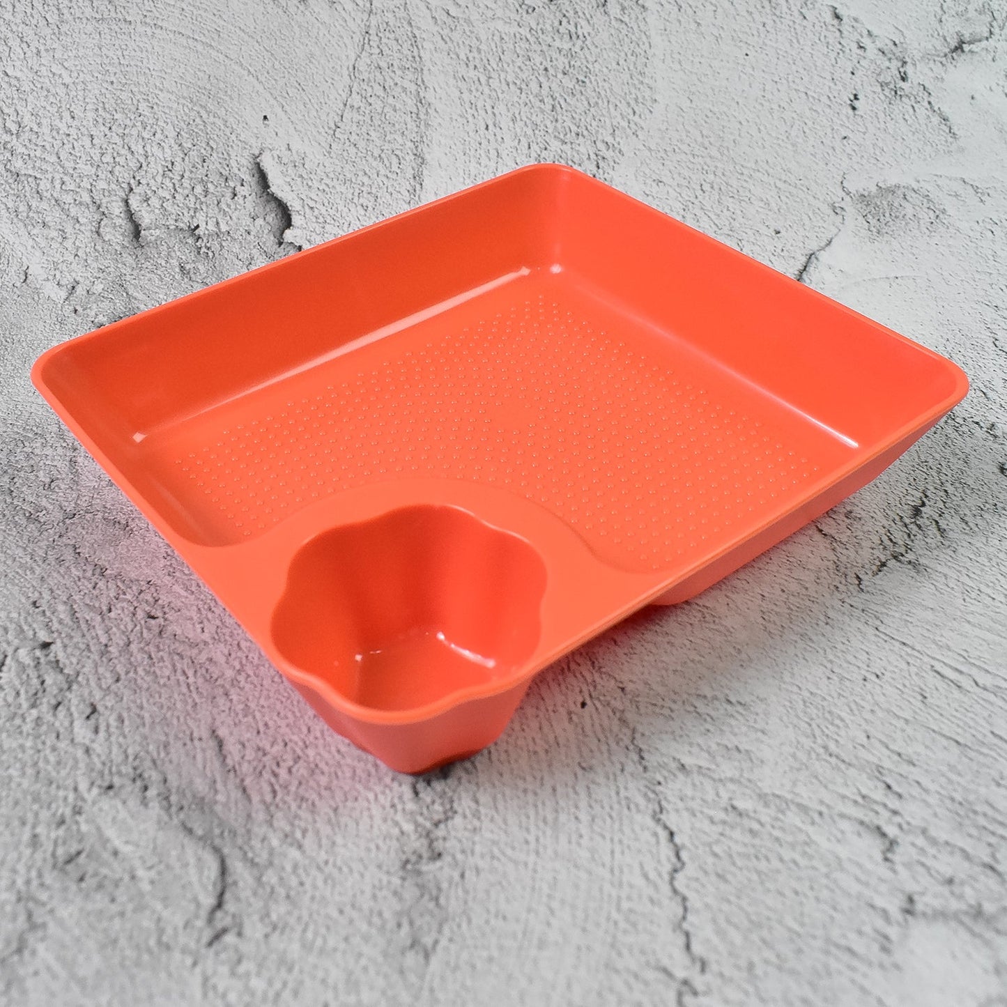 Plastic Plates with Dipping Saucer & Round Dip Part (1 Pc / 18Ãƒâ€”16 Cm / 1 Pc)