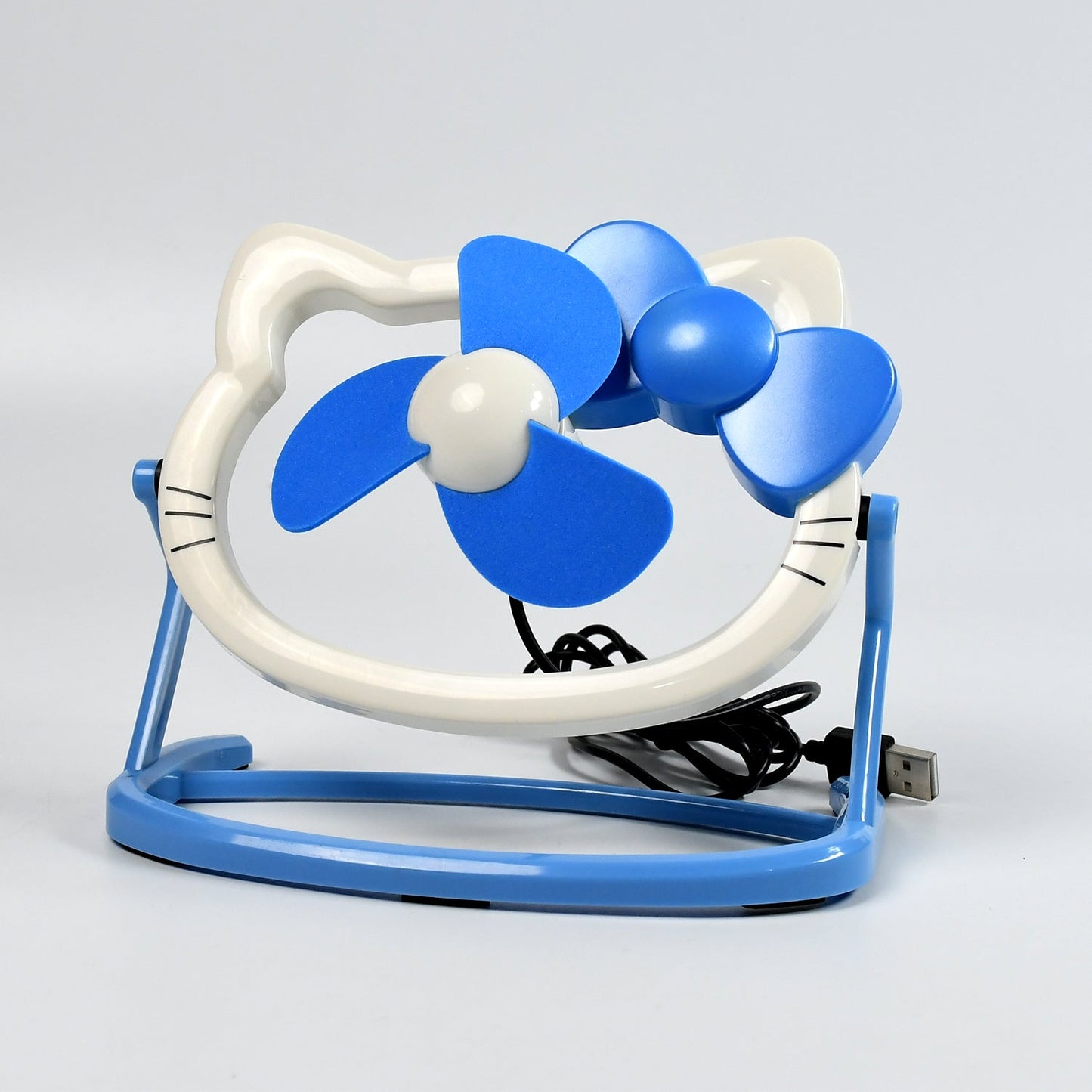 Hello Kitty Cute Mini USB Desktop Fan Ã¢â‚¬â€œ Bright Color, Personal Desk Fan (Battery Not Included)