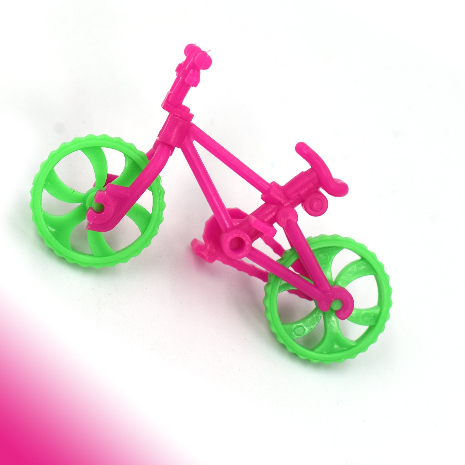 Set of 30 small toy bicycles for childrenâ€™s play