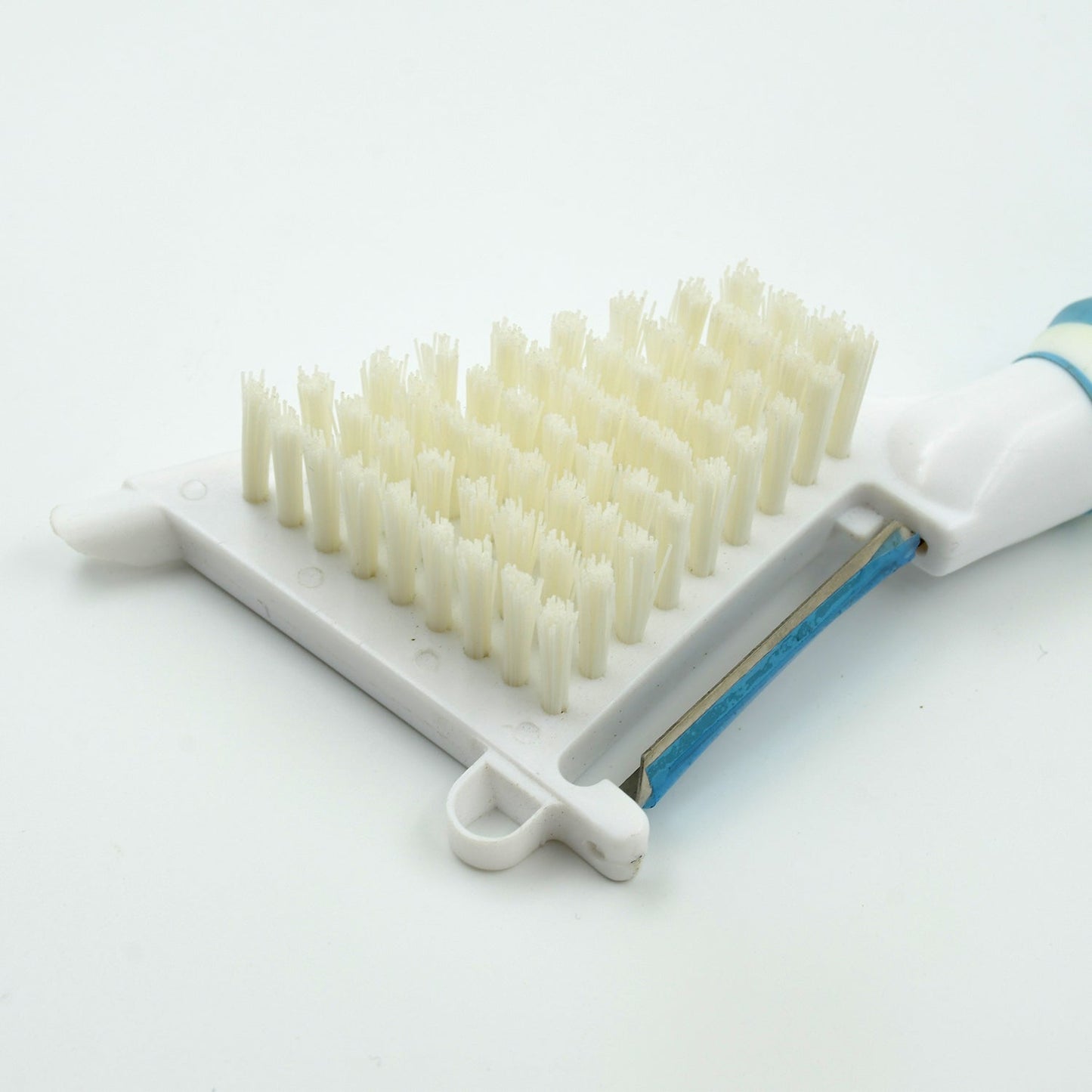 Multipurpose Peeler Brush Ã¢â‚¬â€œ Stainless Steel Peeler with Cleaning Brush (1 Pc)