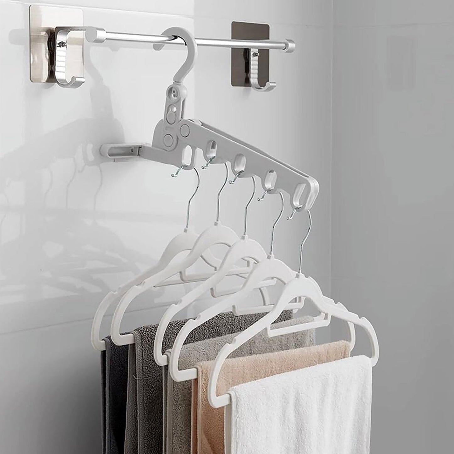 5-Hole Foldable Clothes Hanger Ã¢â‚¬â€œ Robust, Space-Saving Travel Rack