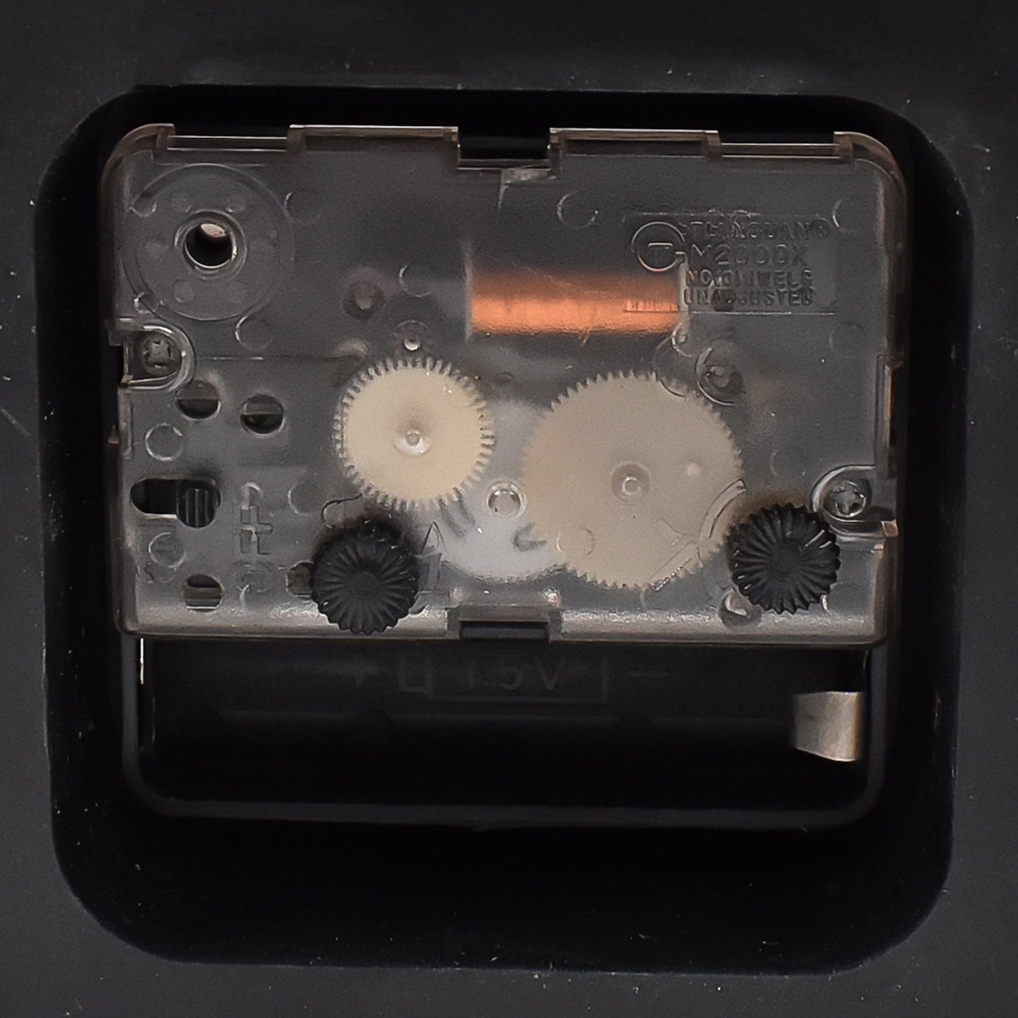 Stylish Alarm Clock Ã¢â‚¬â€œ Designed for Everyday Reliability (1 Pc)