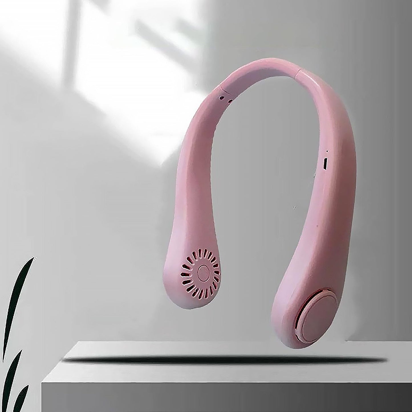 Portable Neck Fan: Holiday Hands Free Bladeless Neck Fan, 360Ã‚Â° Cooling Hanging Fan, USB Rechargeable Personal Neck Fan, Wearable Neck Fan Suitable for Traveling