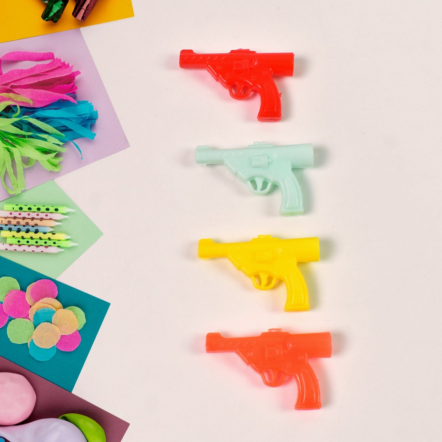 Gun Shape Pencil Top For Kids Office, Small Gun Toy (10 Pc / Mix Colour & Design)