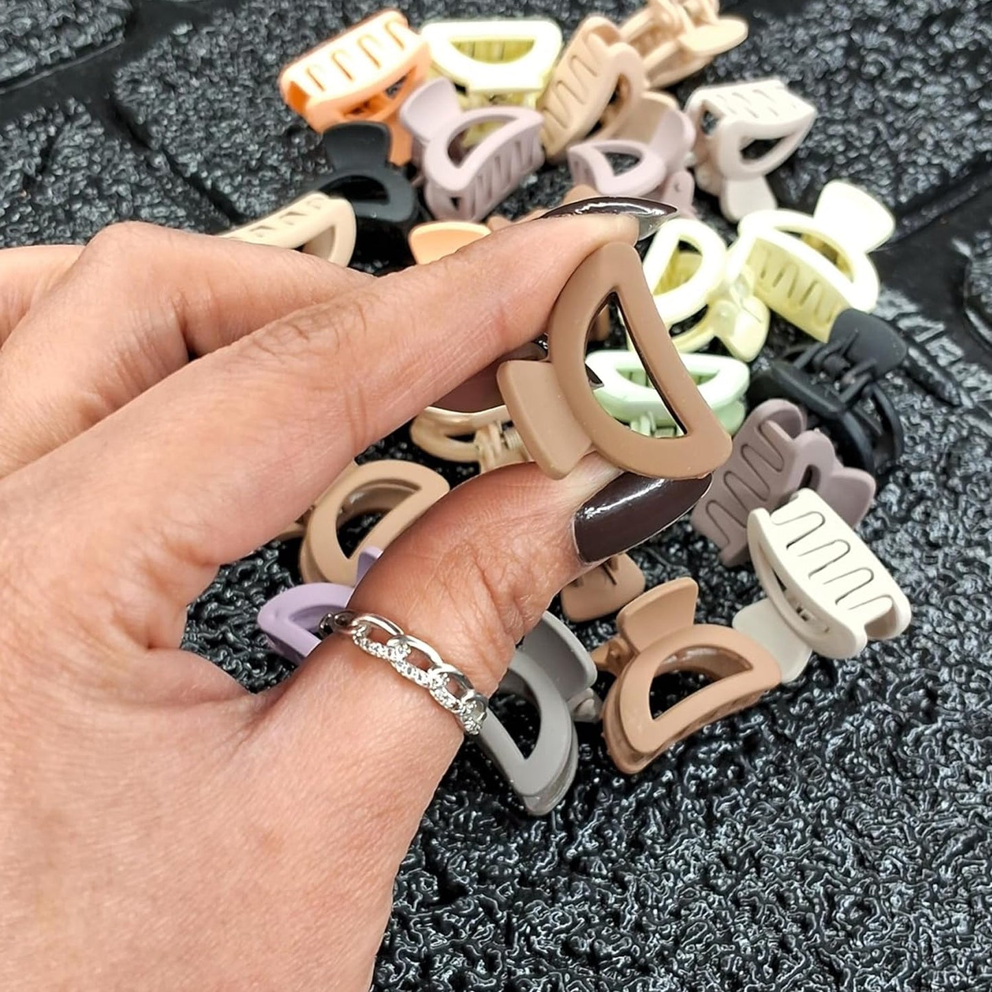 Plastic Small Hair Clips for Girls Kids Hair Accessories (6 Pcs Set / Mix Color & Design)