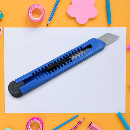 Multi-Use Iron Cutter, Cutting Blade and Precision Knife Blade, Utility Knife - Heavy Duty Industrial Cutter Knife (18mm) 3 pcs