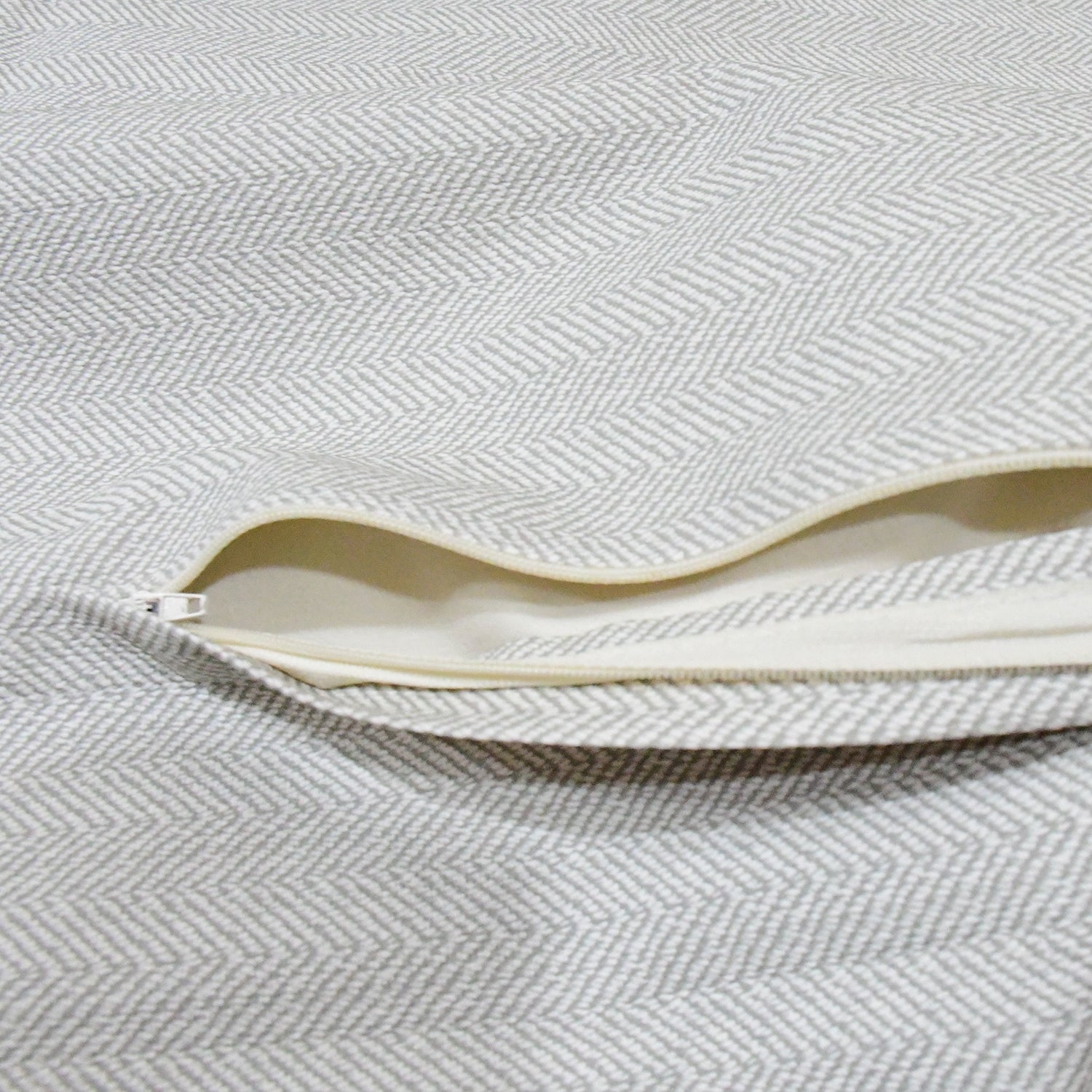 Pillows Cover(52 Ã— 52 CM / 1 Pair / 2 Pc)