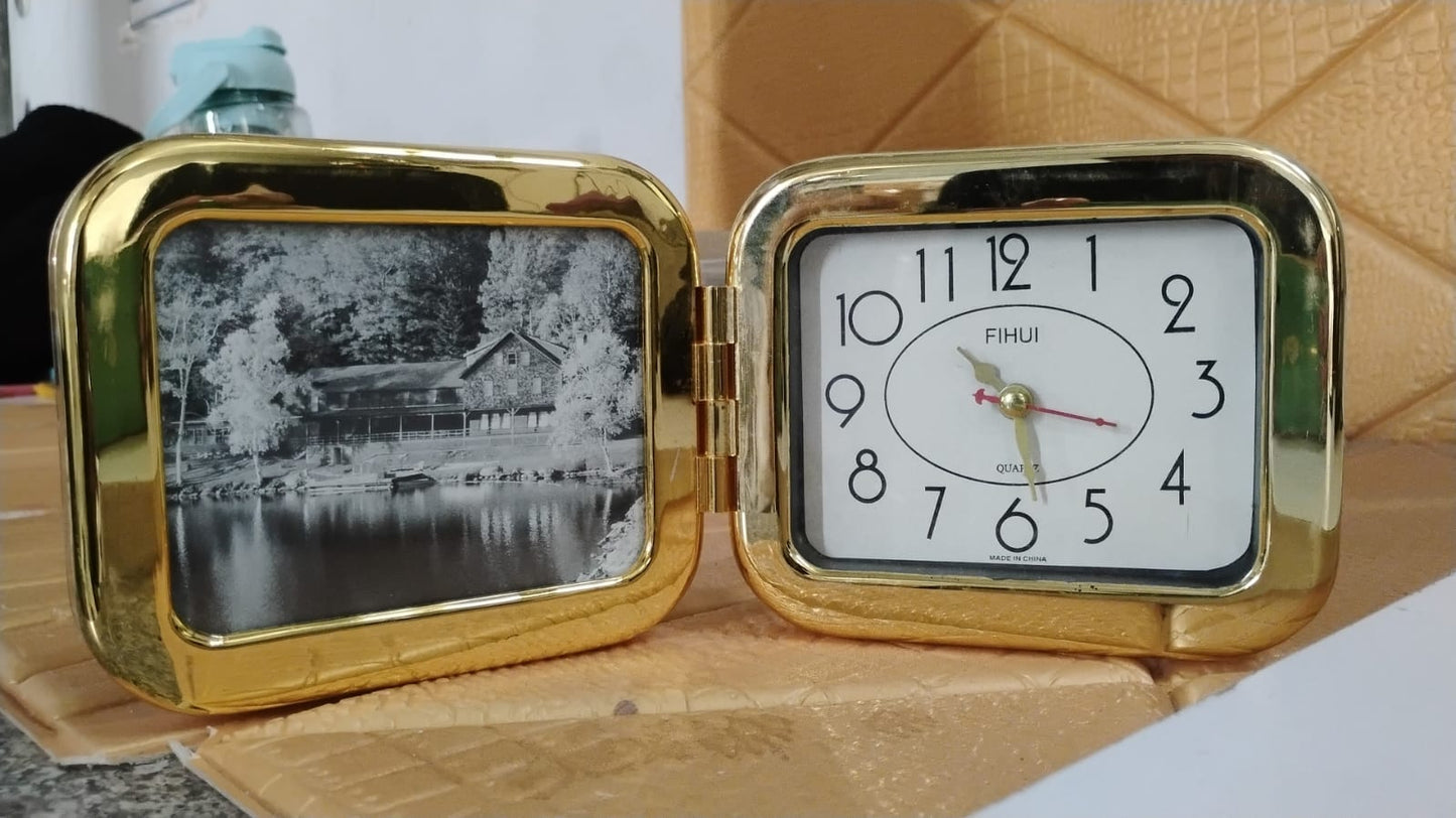 Portable Foldable Desk Clock Ã¢â‚¬â€œ Space-Saving and Stylish (1 Pc)