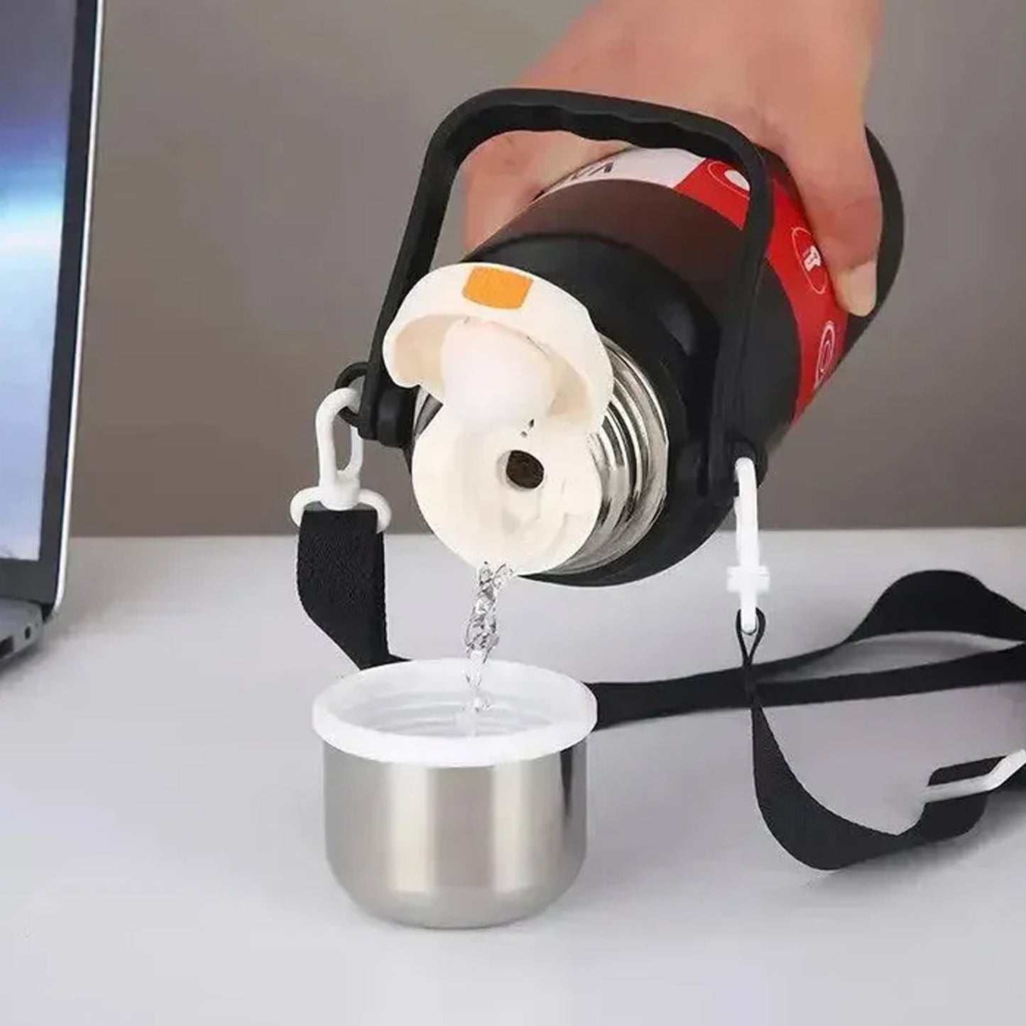 Stainless Steel Airtight Insulated Thermos Bottle (1200Ml Approx)