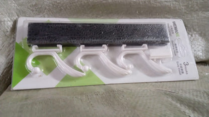 Wall Mounted Coat Hanger Rack Ã¢â‚¬â€œ 6 Hooks for Clothes, Jackets & Hats