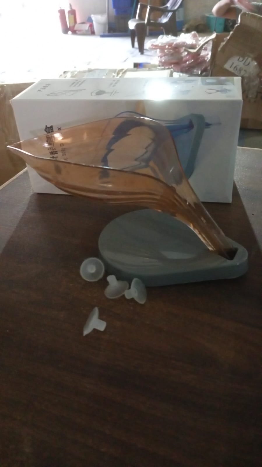 PlasticÃ‚Â Leaf Shape Soap Box, Soap Holder (1 Pc / With Color Box)