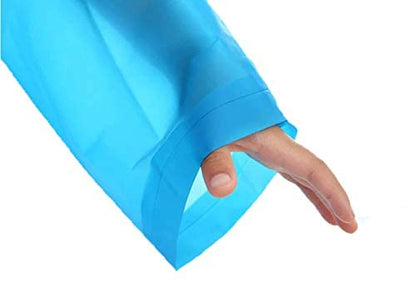 Kidsâ€™ raincoat for travel and outdoor use