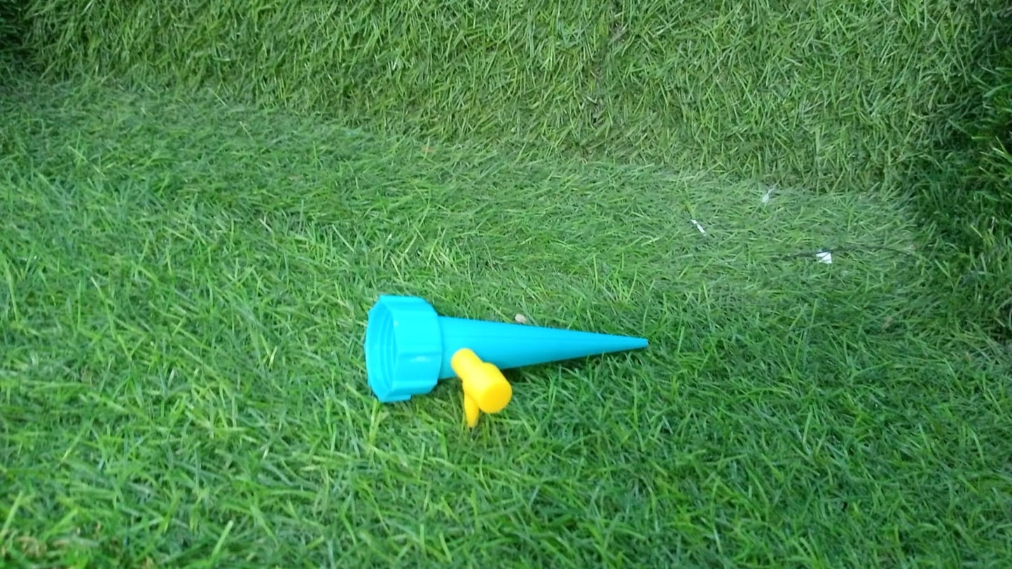 Adjustable Plant Watering Spikes Ã¢â‚¬â€œ Slow Release Dripper Valve