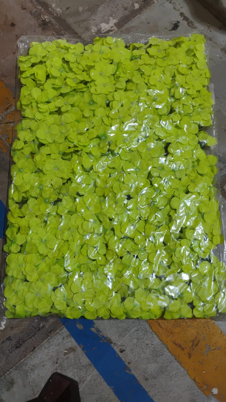 Plastic Wall Artificial Flowers Plant Base (60Ãƒâ€”40 CM / 1 Pc)