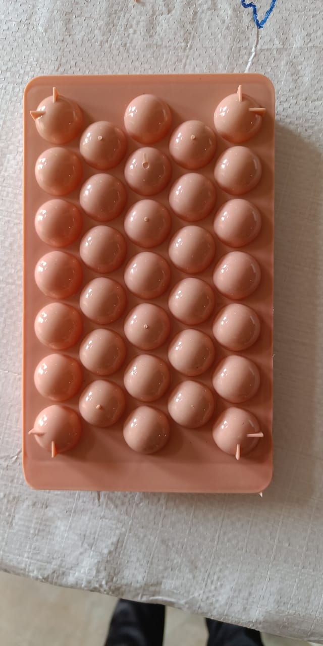 Plastic Round BPA Free Reusable Ice Cube Ice Ball Mold / Lolli Candy Maker (20x12cm)