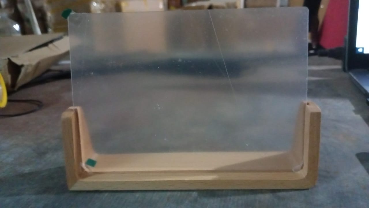 Ã‚Â Wooden Picture Stand, Photo Frame Stand (1 Pc)