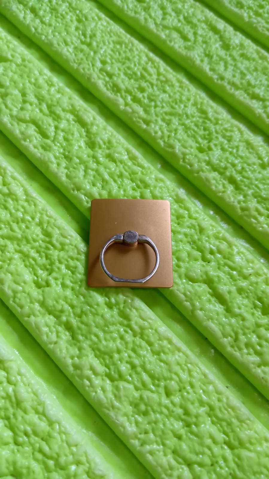 Phone ring stand holder with 360Â° rotation