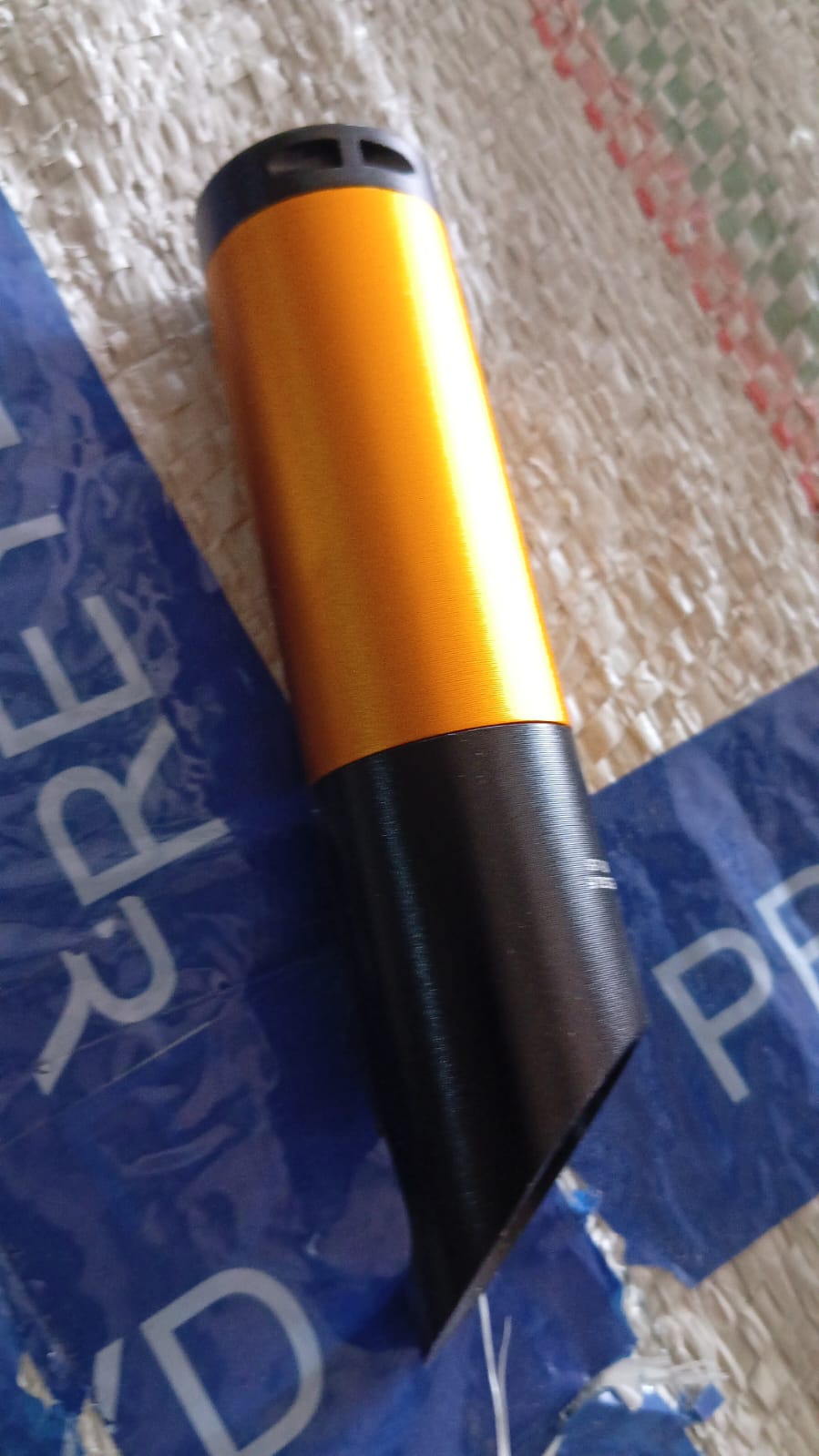 PortableÃ‚Â Mini Torch / Flashlight 9 LED Powerful High Lumens Pen Light, Easy To Carry, Portable Pocket Compact Torch for Emergency 3 Battery operated (Battery not included / 1 pc)