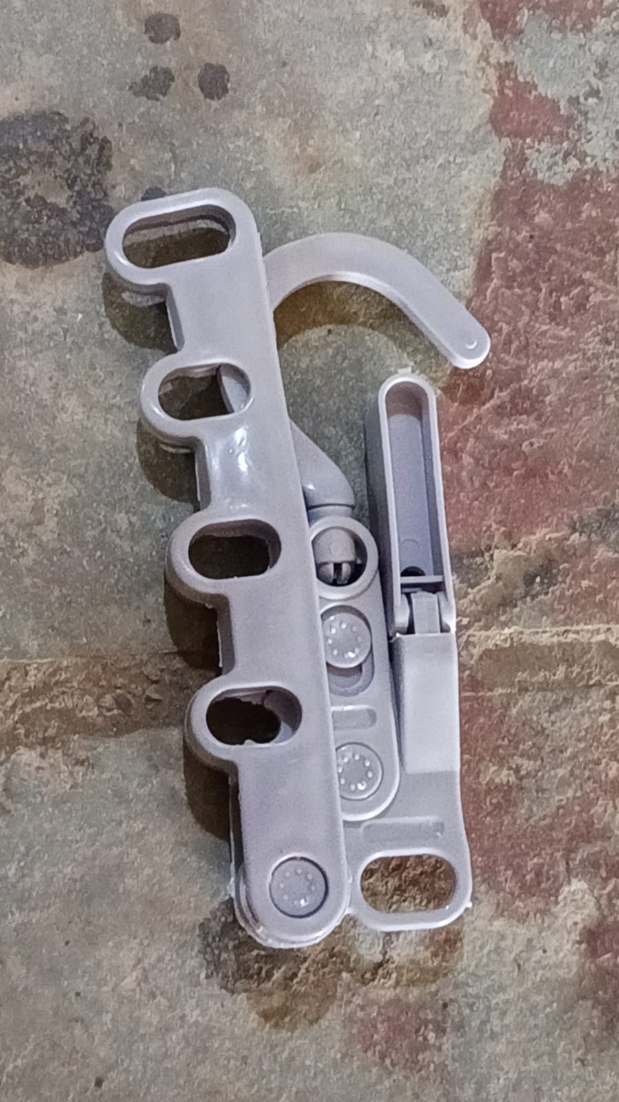 5-Hole Foldable Clothes Hanger Ã¢â‚¬â€œ Robust, Space-Saving Travel Rack