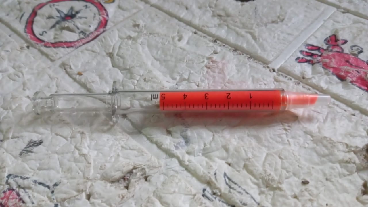 Creative Fluorescent Highlighter Ã¢â‚¬â€œ Watercolor Marker for Kids, Study & Office (2 Pc)