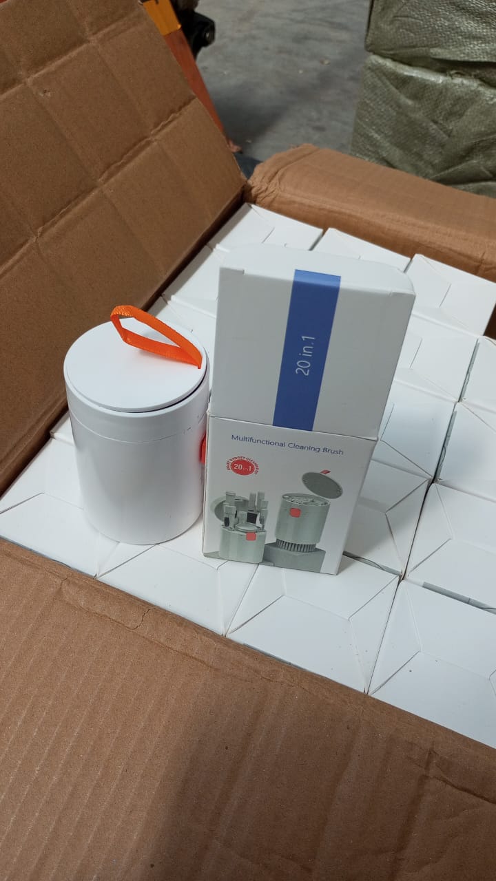 Keyboard Cleaner Kit, 20-in-1 Laptop Phone Screen Cleaning Kit, Keyboard Cleaning Kit with Electronic Cleaning Brush Spray for AirPods Pro,  iPhone Pro, Camera, Computer CleaningÃ‚Â 