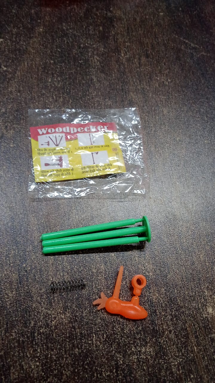 Small Woodpecker Fun Toy (5 Pc / Mix Color & Design)