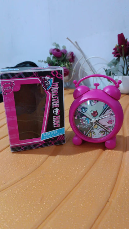 Traditional Desktop Alarm Clock Ã¢â‚¬â€œ Wake Up with Classic Charm