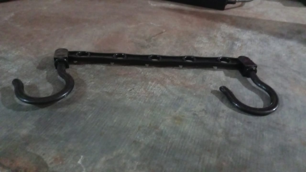 Multifunctional 5 Hole Hanger (2 Pc)