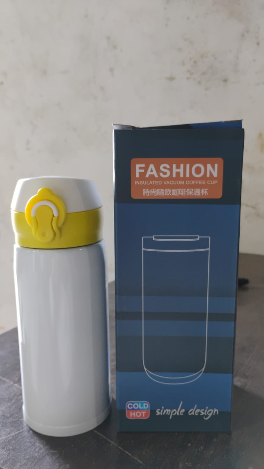 Water Bottle for Kids Ã¢â‚¬â€œ Insulated Vacuum Stainless Steel Bottle (300 ML Approx)