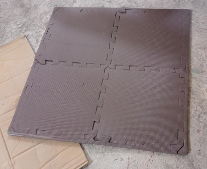 Soft foam mats with puzzle pieces for kidsâ€™ play area