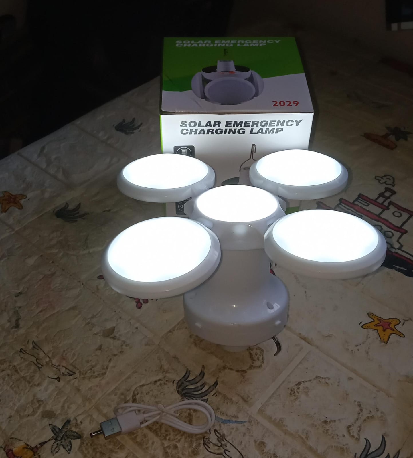 Solar Multi-Functional Emergency LED Light Ã¢â‚¬â€œ USB Rechargeable, 5 Modes, Foldable, SOS & IP65 Waterproof