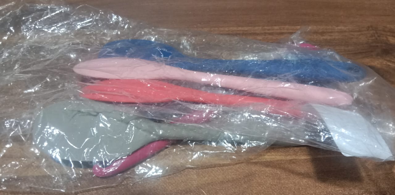 Multipurpose Silicone Spoon, Silicone Basting Spoon Non-Stick Kitchen Utensils Household Gadgets Heat-Resistant Non Stick Spoons Kitchen Cookware Items ForÃ‚Â Cooking and Baking (6 Pcs Set)