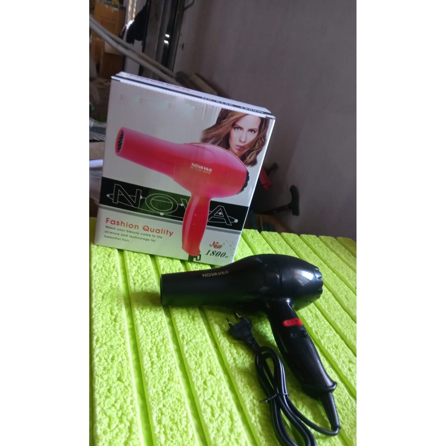 Professional Multi Purpose Hair Dryer Salon, Hair Dryer 2 Speed SettingsÃ‚Â For Women And Men (1800 Watts)